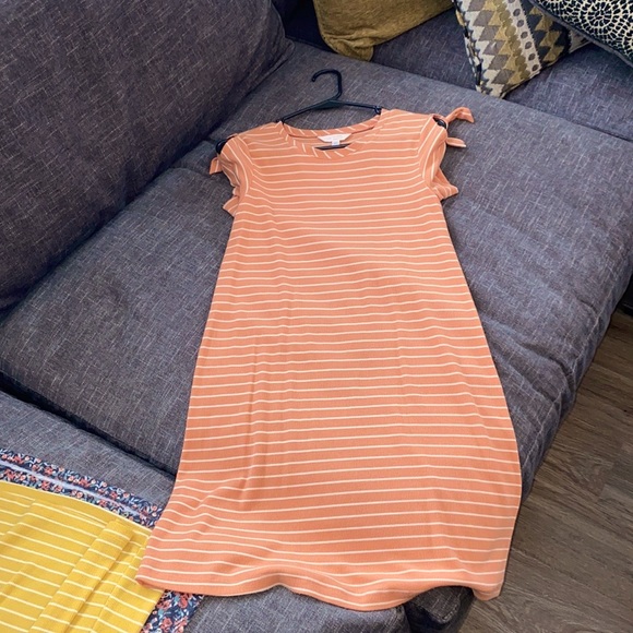 $18 each Pink is XS Yellow is S and Floral is M - Picture 1 of 3